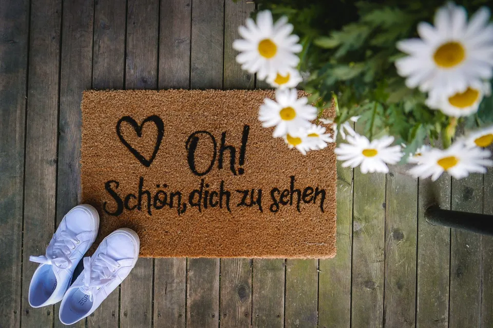 Fußmatte mit Herz und dem Satz Oh! Schön, dich zu sehen